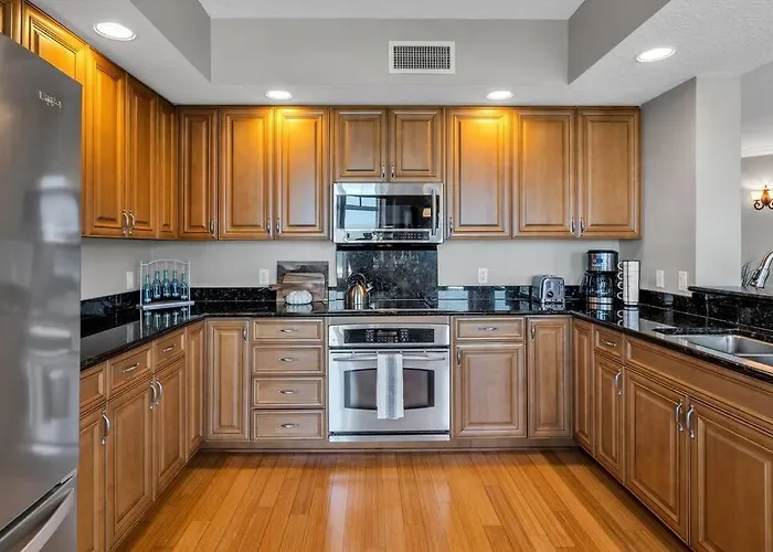 Apartment Coastal Elegance: Your Clearwater Escape Clearwater Beach